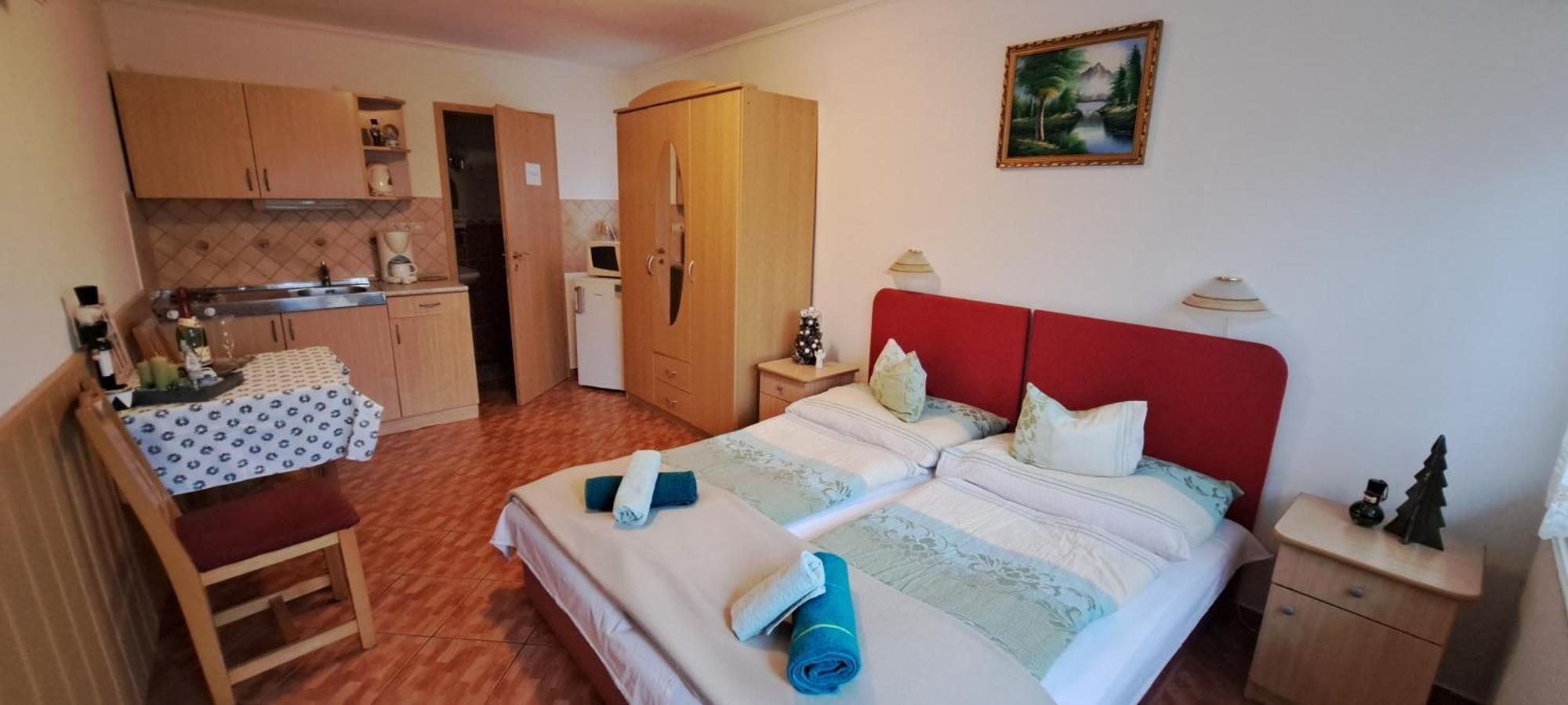Gizella Apartmanhaus Bük エクステリア 写真